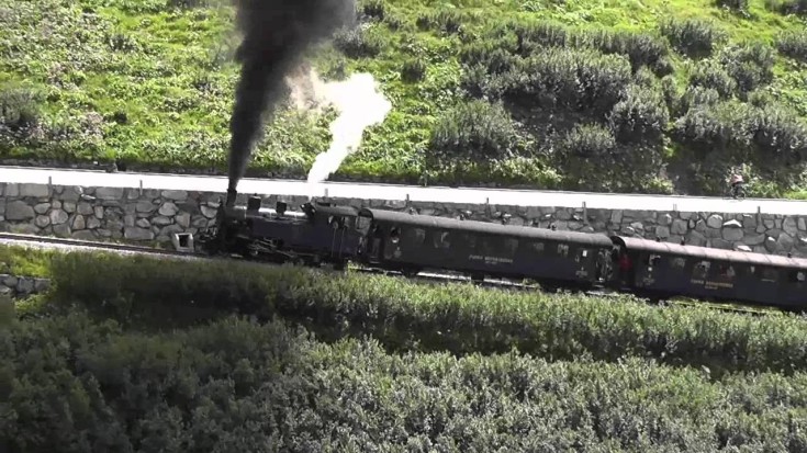 The Little Engine that could! | Train Fanatics Videos