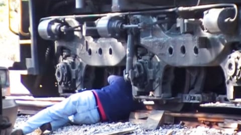 train-off-the-tracks | Train Fanatics Videos