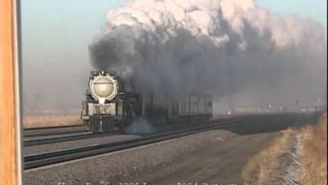 Union Pacific 3985 steaming to the Super Bowl Jan2004 | Train Fanatics Videos
