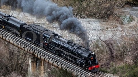 New Zealand’s KA 942 Roars Through The Countryside! | Train Fanatics Videos