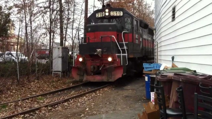 Guilford Freight Train 3 Feet From House! | Train Fanatics Videos