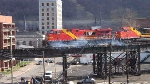 “Unstoppable Train” On The Stanton Curve! | Train Fanatics Videos