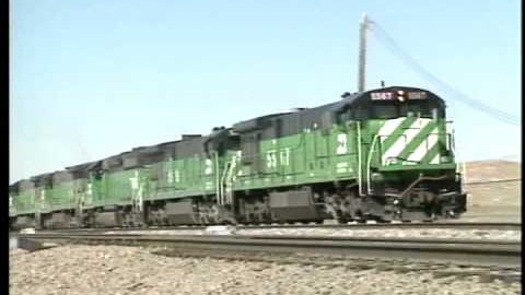 Wyoming Coal Trains Keep Moving Day And Night! | Train Fanatics Videos