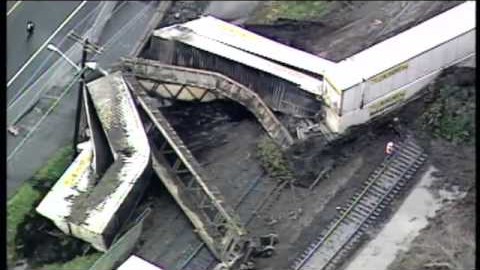 Mudslide Derails BNSF Freight Train! | Train Fanatics Videos