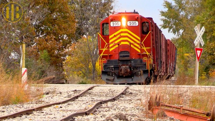 Railroad Tracks Need Repair! | Train Fanatics Videos