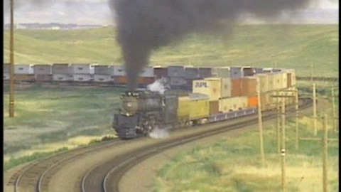 Union Pacific’s #3985 Takes On Archer Hill Like The Boss! | Train Fanatics Videos