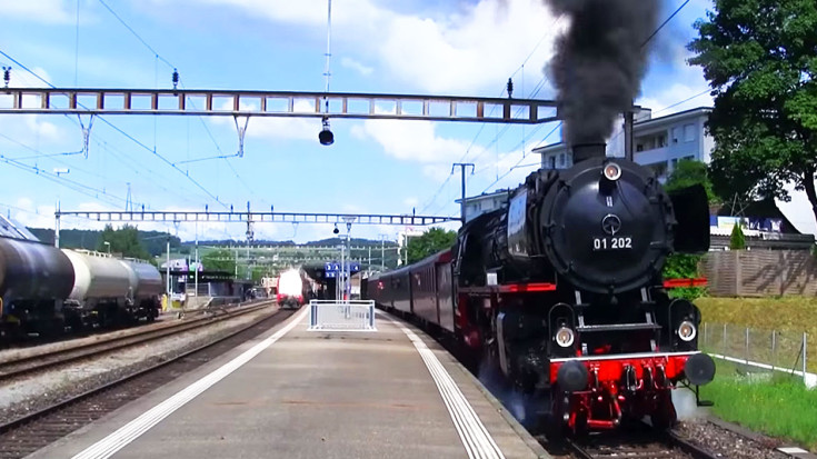 German Heritage Steamer Sounds Awesome! | Train Fanatics Videos