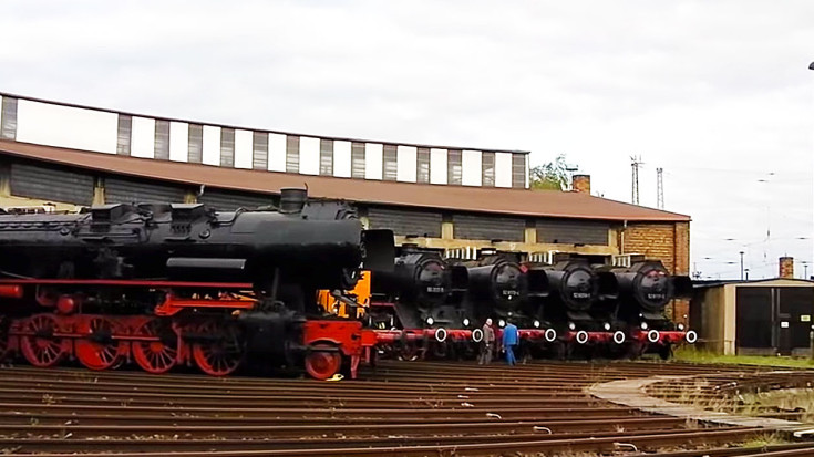 locomotive-graveyard | Train Fanatics Videos