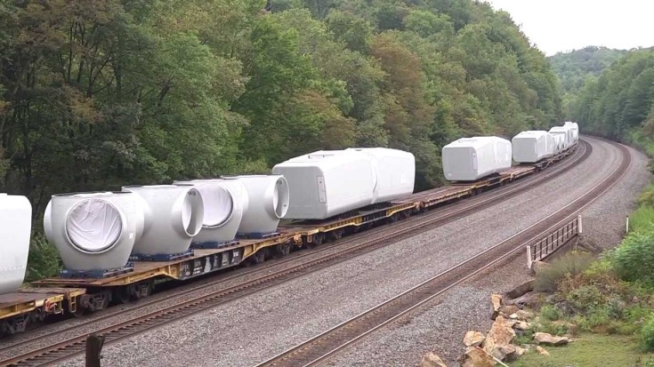Norfolk Southern “High And Wide” Freight Hauls Wind Turbines! | Train Fanatics Videos