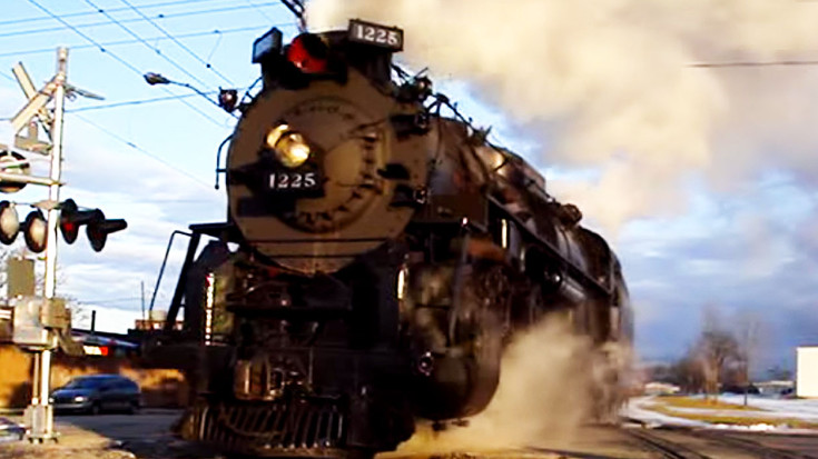 Pere Marquette #1225 Steams Through Michigan | Train Fanatics Videos