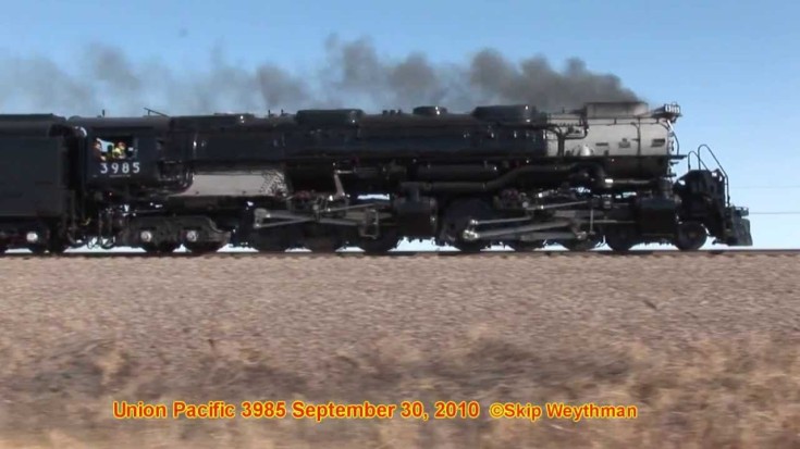 Union Pacific’s #3985 Full Throttle In Nebraska! | Train Fanatics Videos