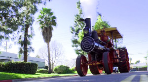 Traction Steam Engine Blows Smoke And Whistles Just Like A Locomotive!