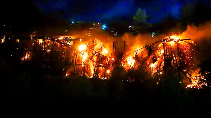 Historic 85 Year Old P&W RR Trestle Collapses In Blaze | Train Fanatics Videos