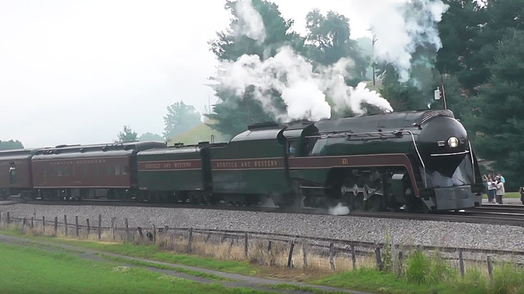 Norfolk & Western’s J-611 Dominates Christiansburg Grade! | Train Fanatics Videos