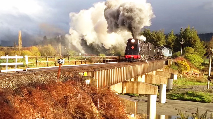 NZ Steamer Runs Along Breathtaking New Zealand Countryside! | Train Fanatics Videos
