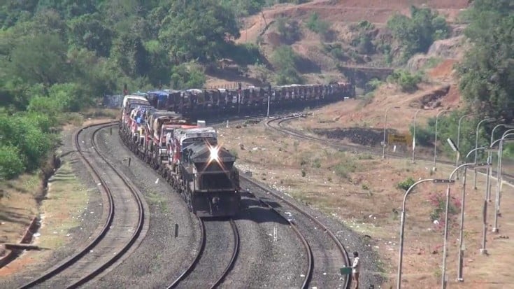 Konkan Railway Gives Truck Drivers A Birdseye View! | Train Fanatics Videos