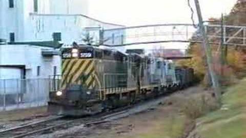 Bad Tracks Behind GE Plant | Train Fanatics Videos