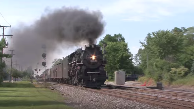 NKP 765 Highballs At 70 MPH! | Train Fanatics Videos