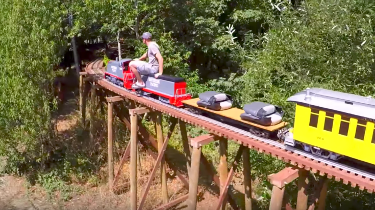 Back Yard Trestle Amazes! | Train Fanatics Videos