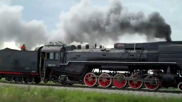 Pacing Iowa Interstate Railroad QJ #7081 | Train Fanatics Videos