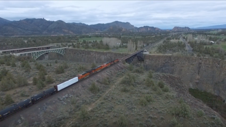 Oregon’s Crooked River Bridge From Above | Train Fanatics Videos