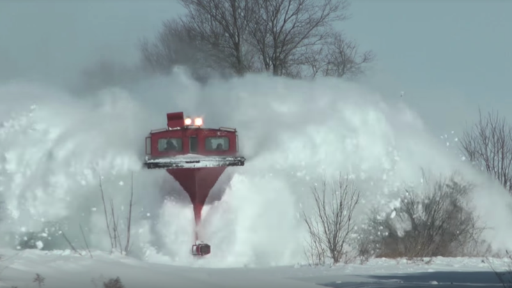 FP9’s Plowing Snow | Train Fanatics Videos