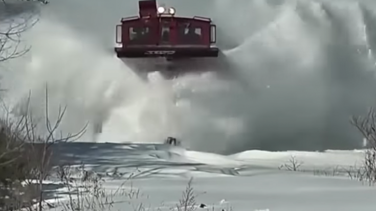 Awesome_Powerful_Train_plow_through_snow_railway_tracks_-_YouTube | Train Fanatics Videos