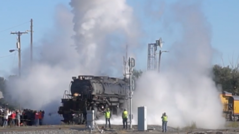 Big Boy #4014 Building Up Steam | Train Fanatics Videos