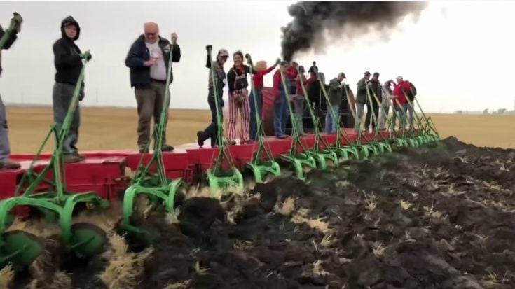 Invite Your Friends Over For A CASE 150 Tractor Pull! | Train Fanatics Videos