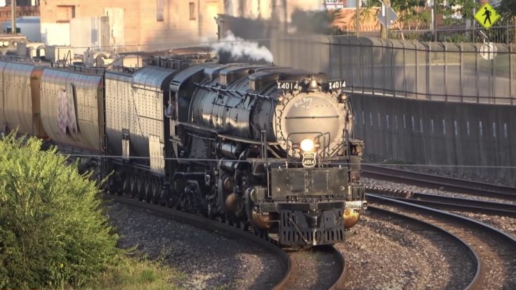 Big Boy #4014 Shows Off Articulated Design | Train Fanatics Videos