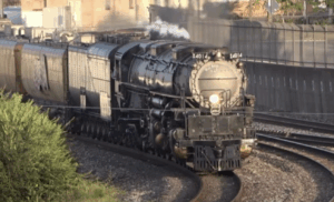 Big Boy #4014 Shows Off Articulated Design