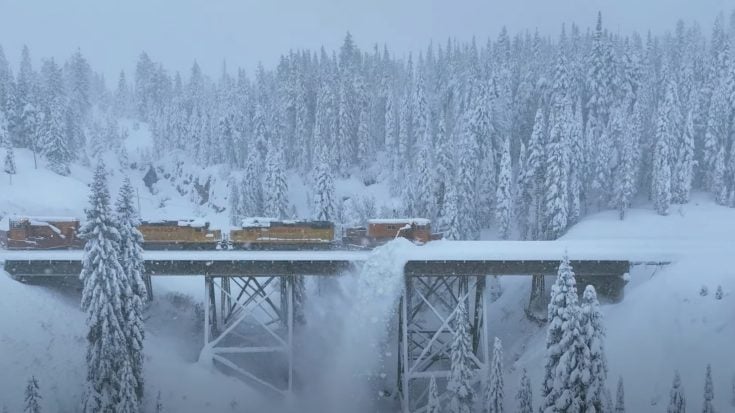 The Jordan Spreader Takes On Donner Pass | Train Fanatics Videos