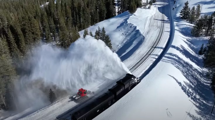 UP Rotary Takes On The Donner Pass | Train Fanatics Videos