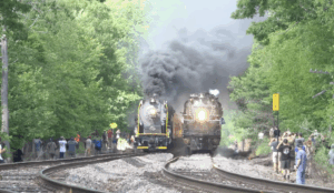 Big Boy 1404 Races Northern 2102